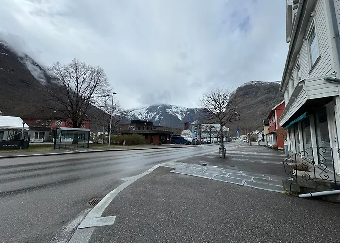 Den Vesle Sjarmoren As The Place In ! Free Parking On The Site ! Årdal