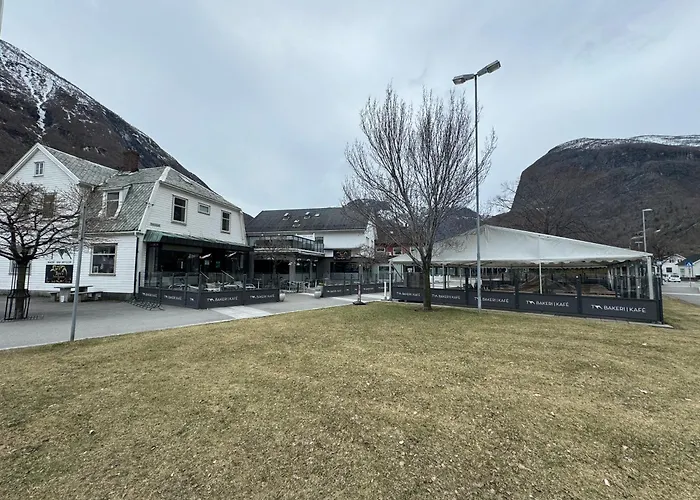 Apartamento Den Vesle Sjarmoren As The Place In ! Free Parking On The Site ! Årdal